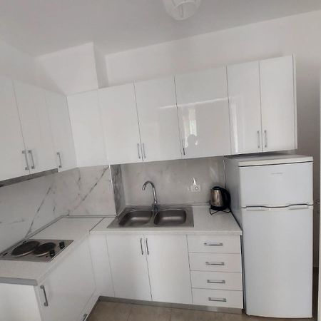 Redsun Apartment Vlore Luaran gambar