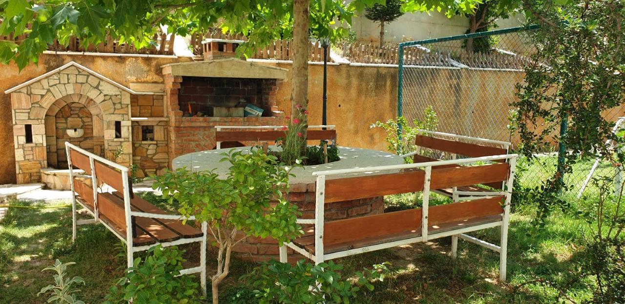 Redsun Apartment Vlore Luaran gambar