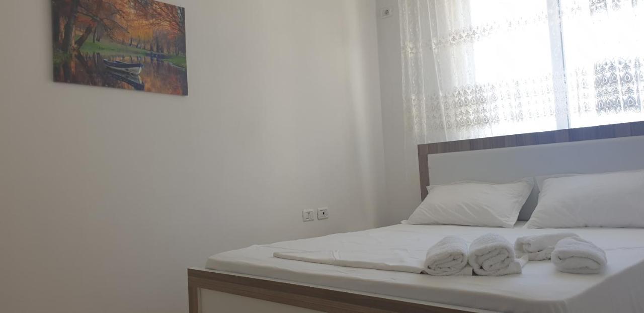 Redsun Apartment Vlore Luaran gambar